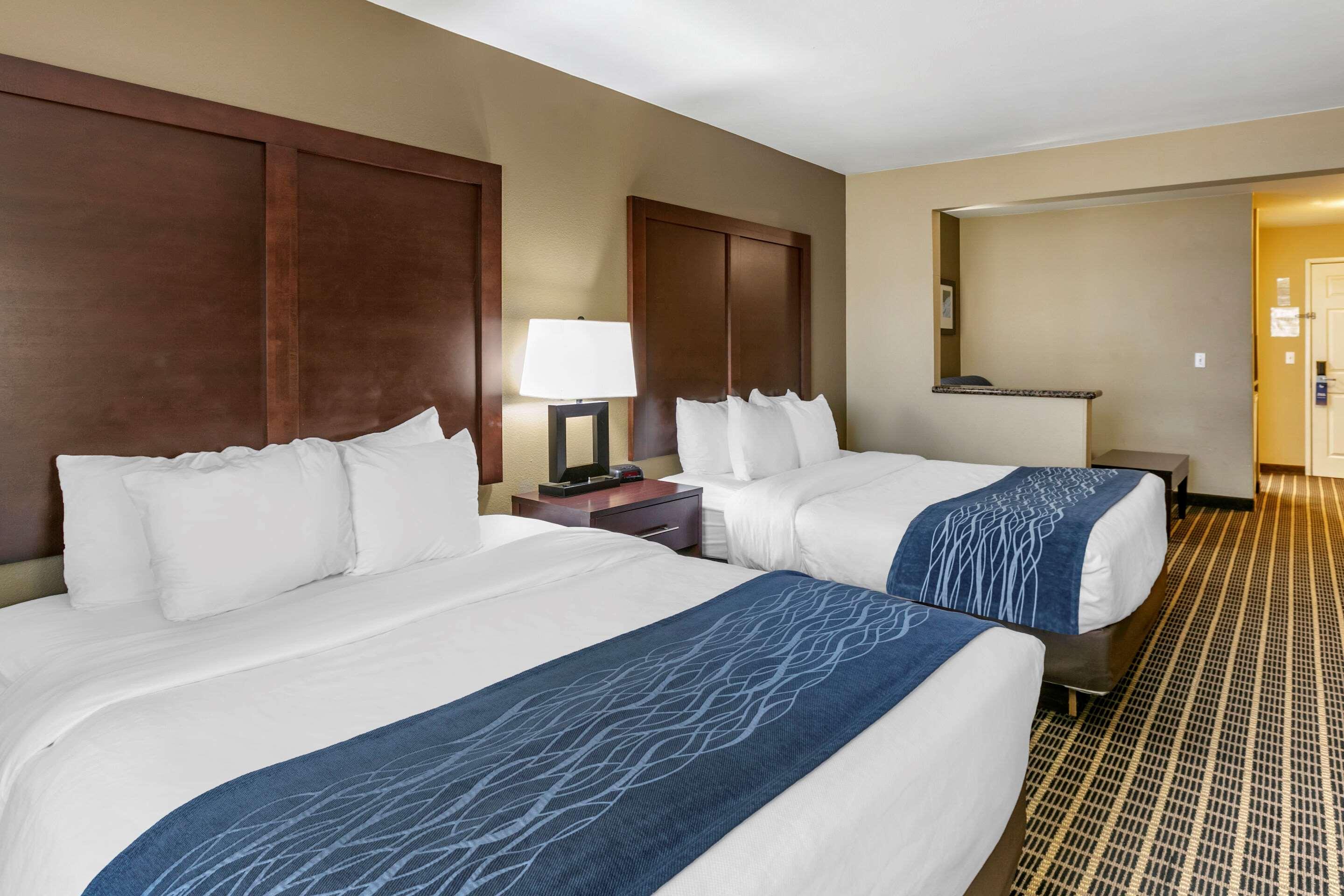 Comfort Inn Fort Collins North מראה חיצוני תמונה