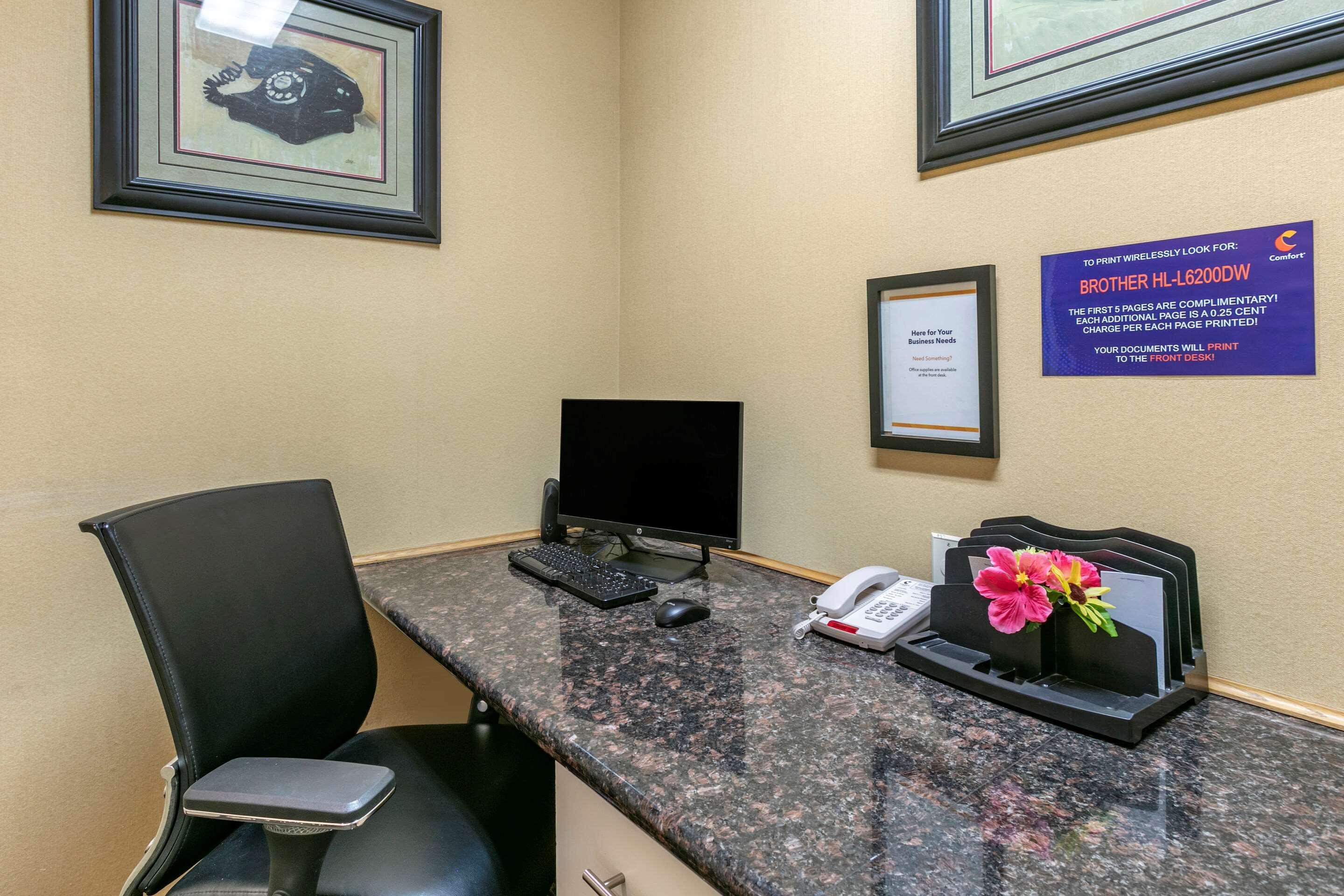 Comfort Inn Fort Collins North מראה חיצוני תמונה